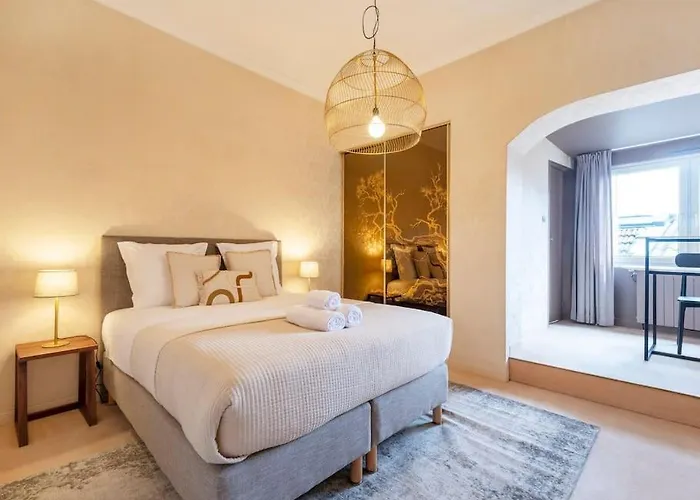 L'excellent De Dumas Apartmán *