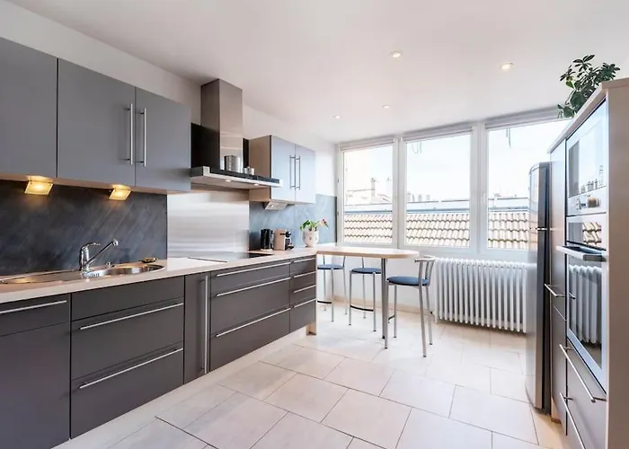 L'excellent De Dumas Apartmán *